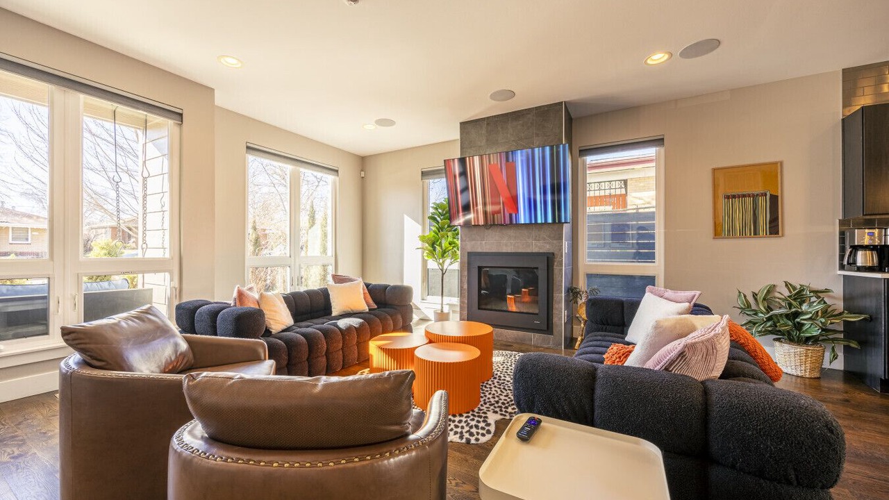 Photo of Livingroom in Sloan Lake