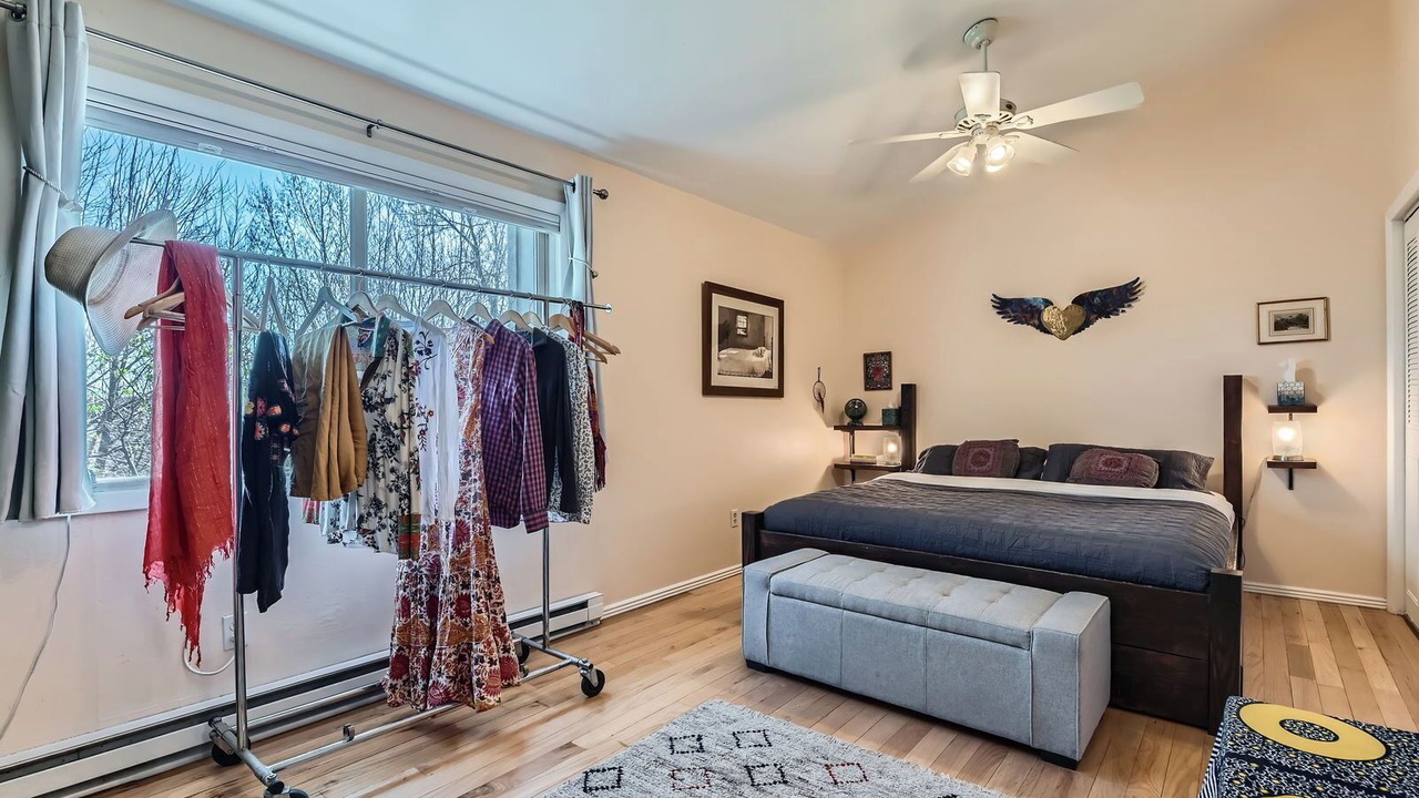 Photo of Bedroom in Glenwood Grove - North Iris