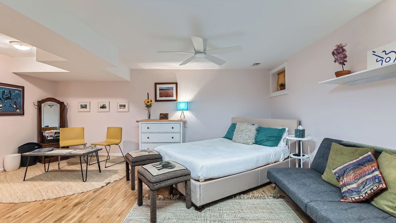 Photo of Bedroom in Glenwood Grove - North Iris