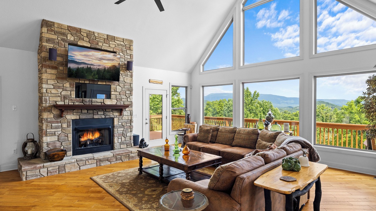 Photo of Livingroom in Cosby