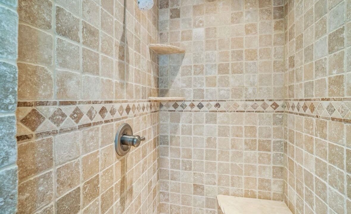 Photo of Bathroom in Cosby