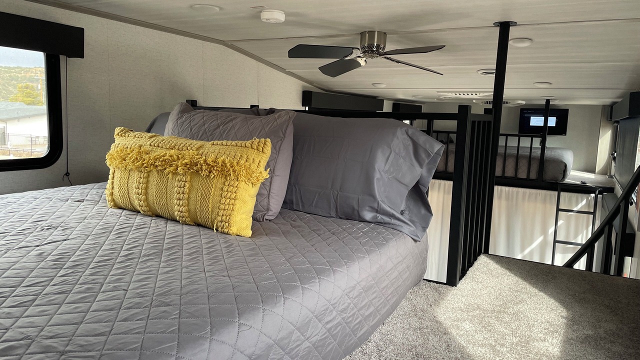 Photo of Bedroom in Apple Valley