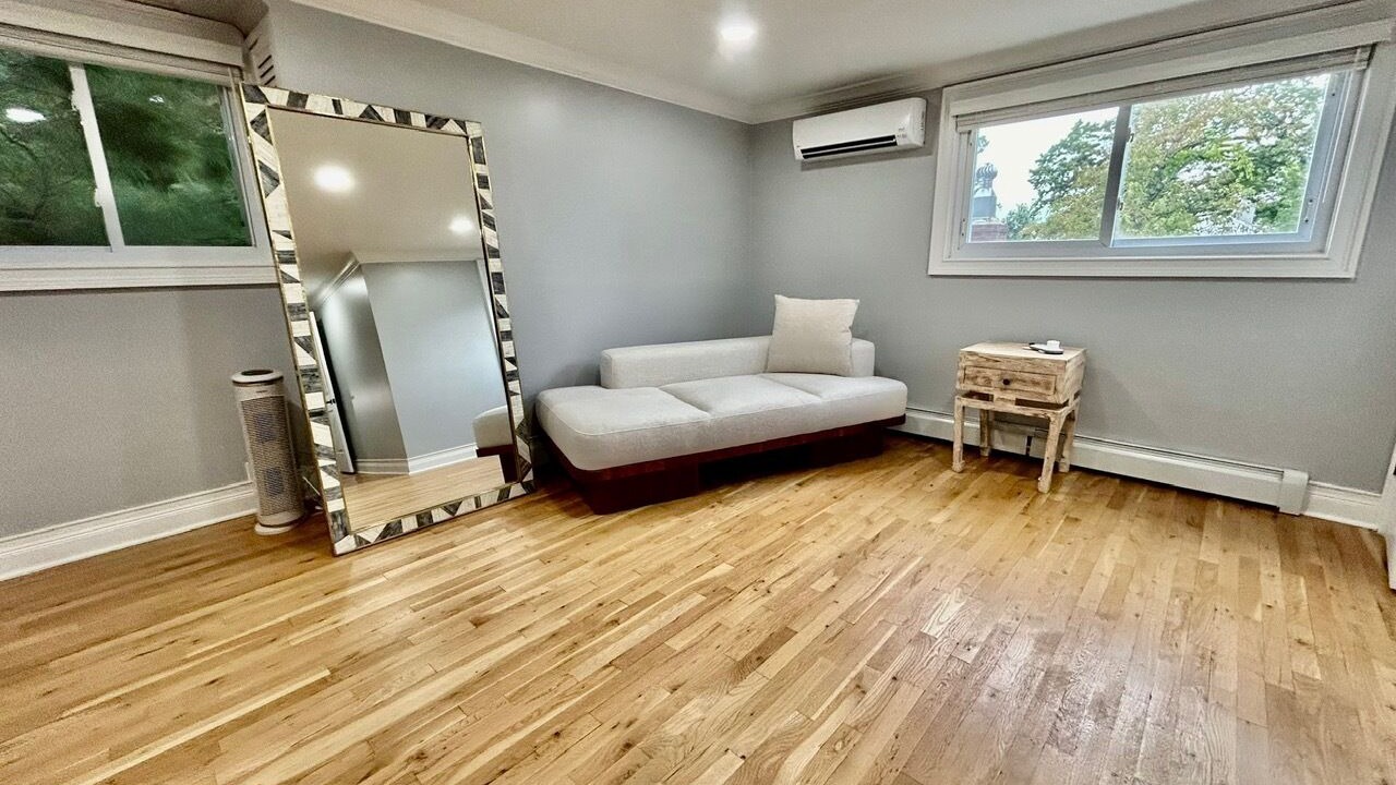 Photo of Livingroom in Oceanside