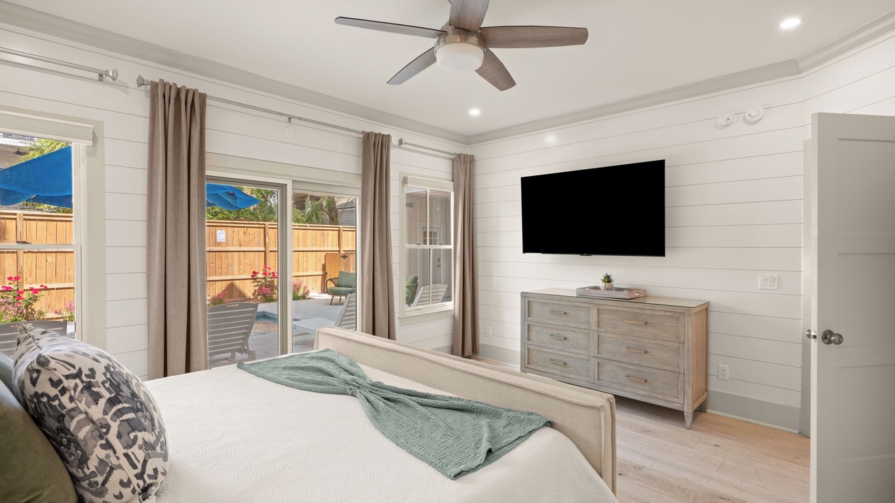 Photo of Bedroom in Demere Park