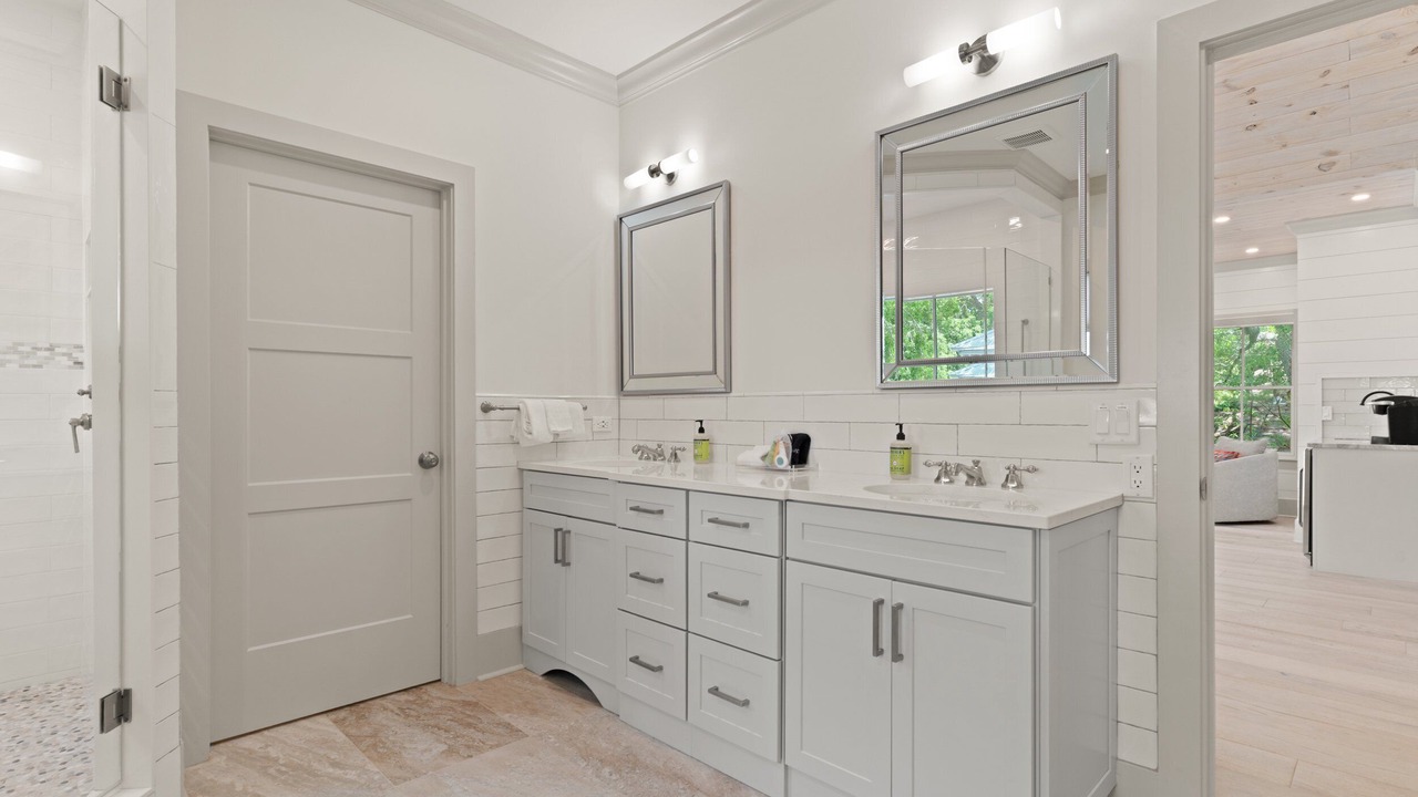Photo of Bathroom in Demere Park