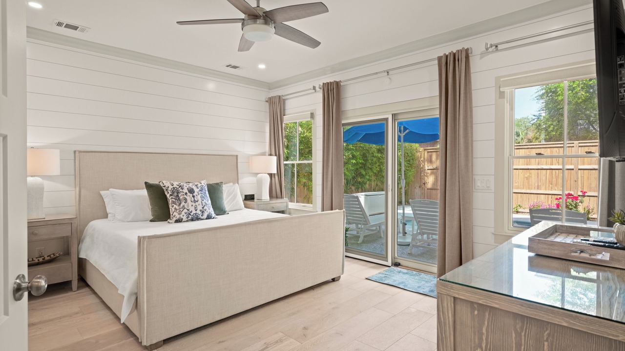 Photo of Bedroom in Demere Park