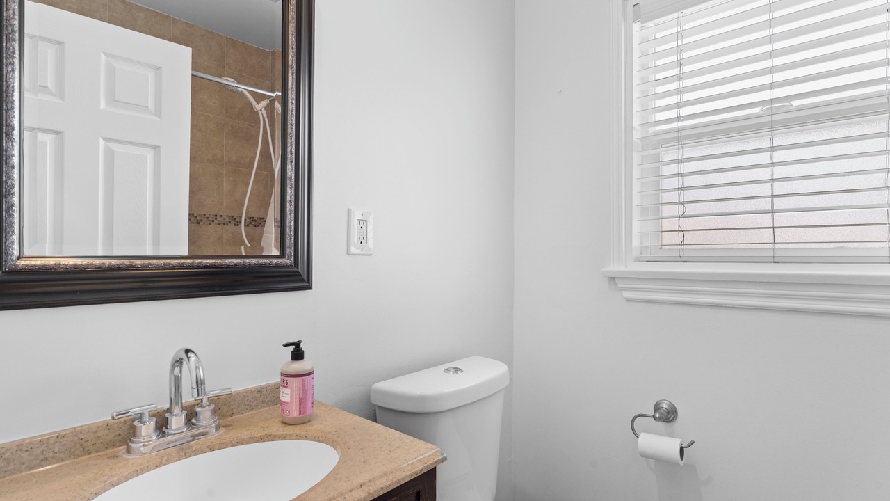 Photo of Bathroom in Burbank