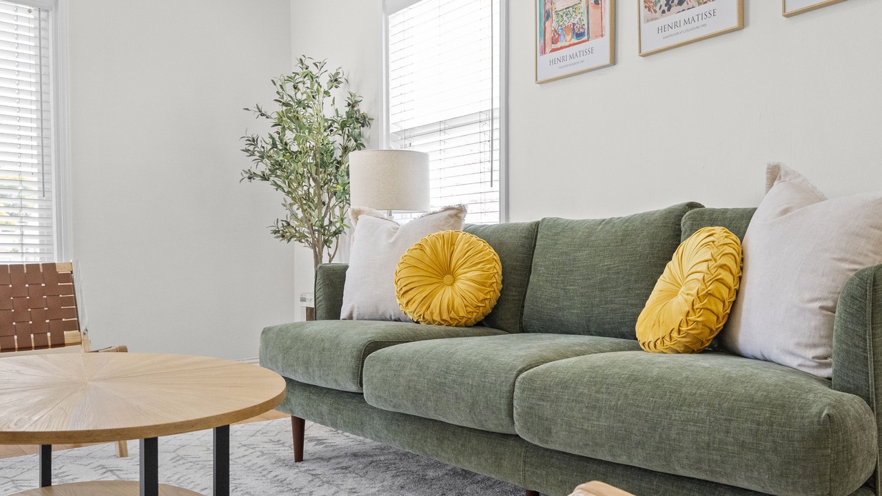 Photo of Livingroom in Burbank