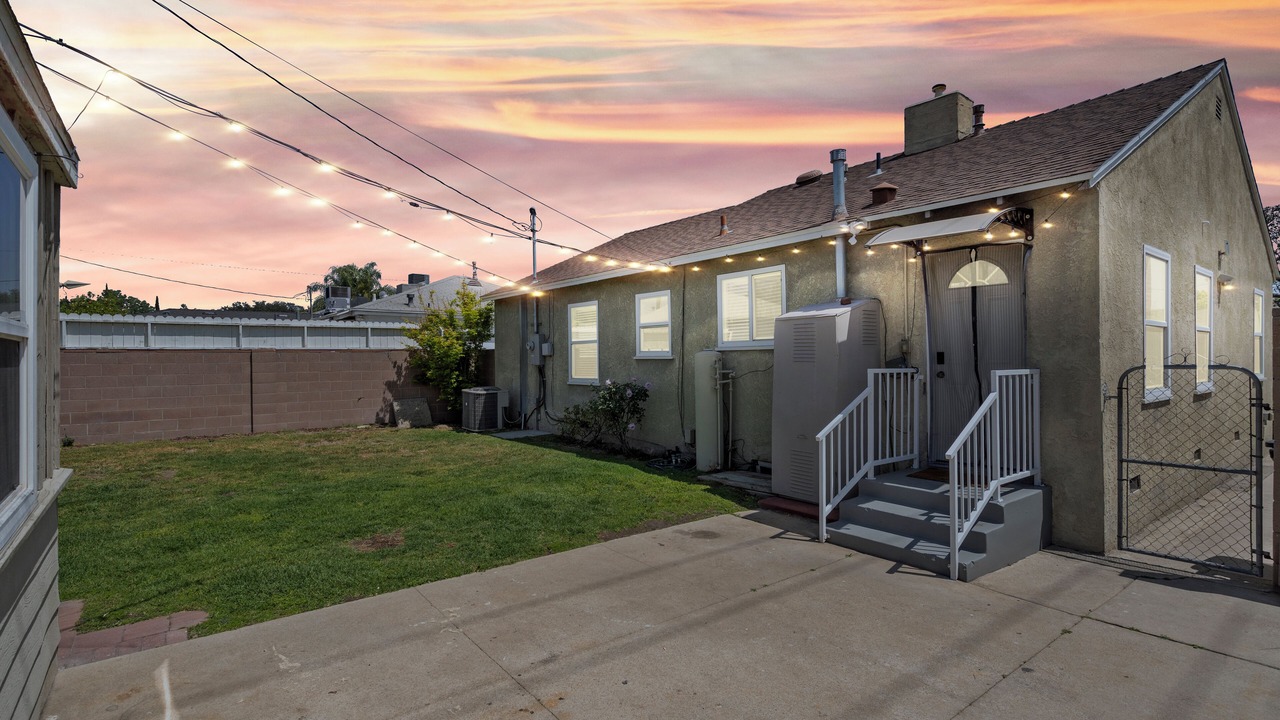 Photo of Outdoor in Burbank