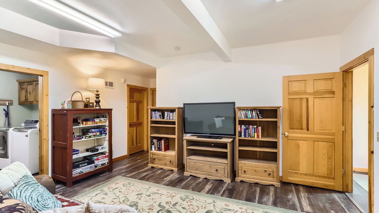 Photo of Bedroom in Lyons