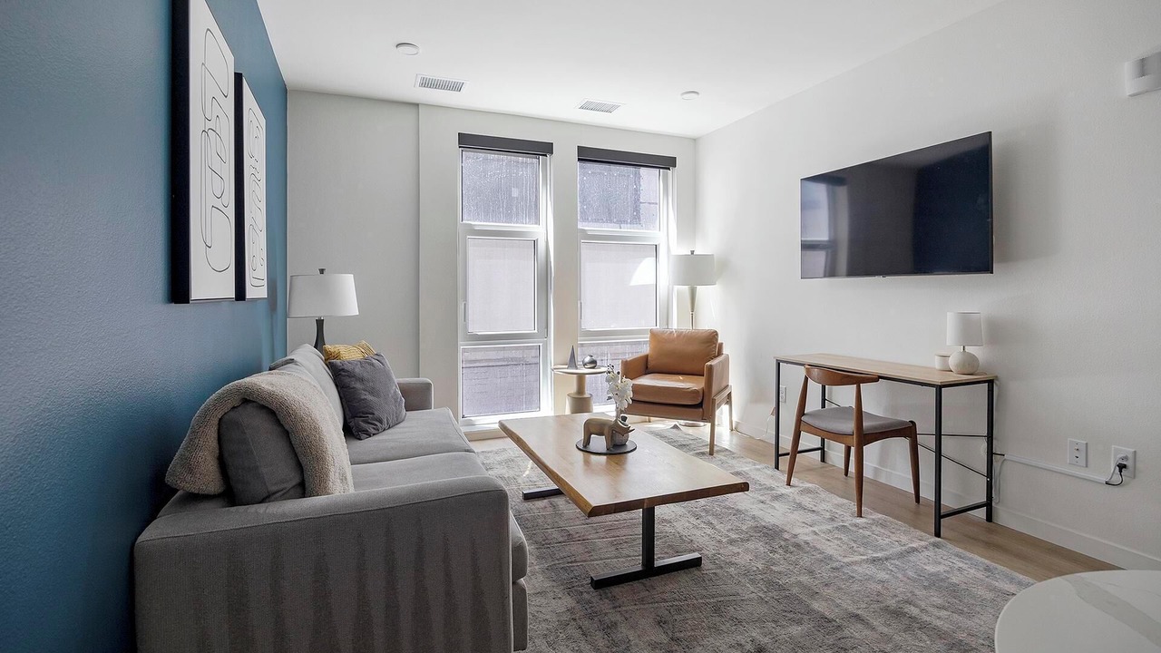 Photo of Livingroom in Civic Center