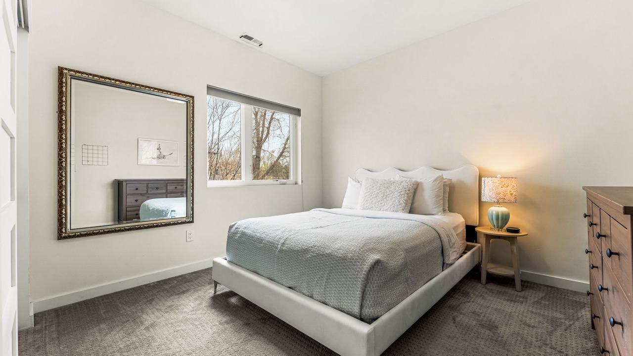 Photo of Bedroom in University Park