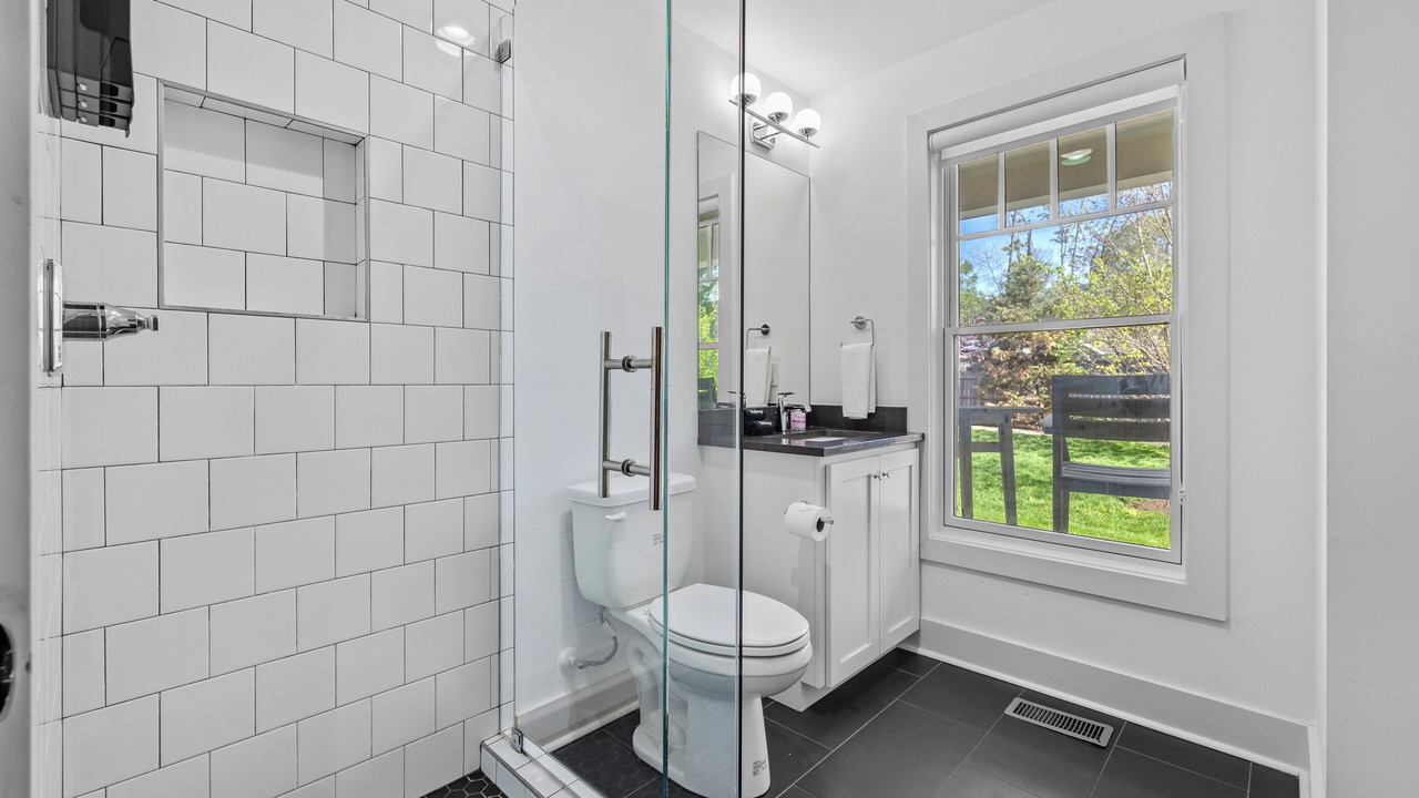 Photo of Bathroom in Eighth Avenue