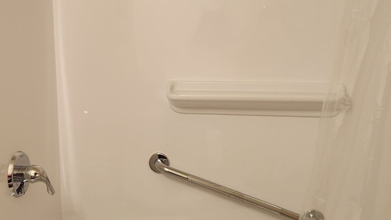 Photo of Bathroom in Powell