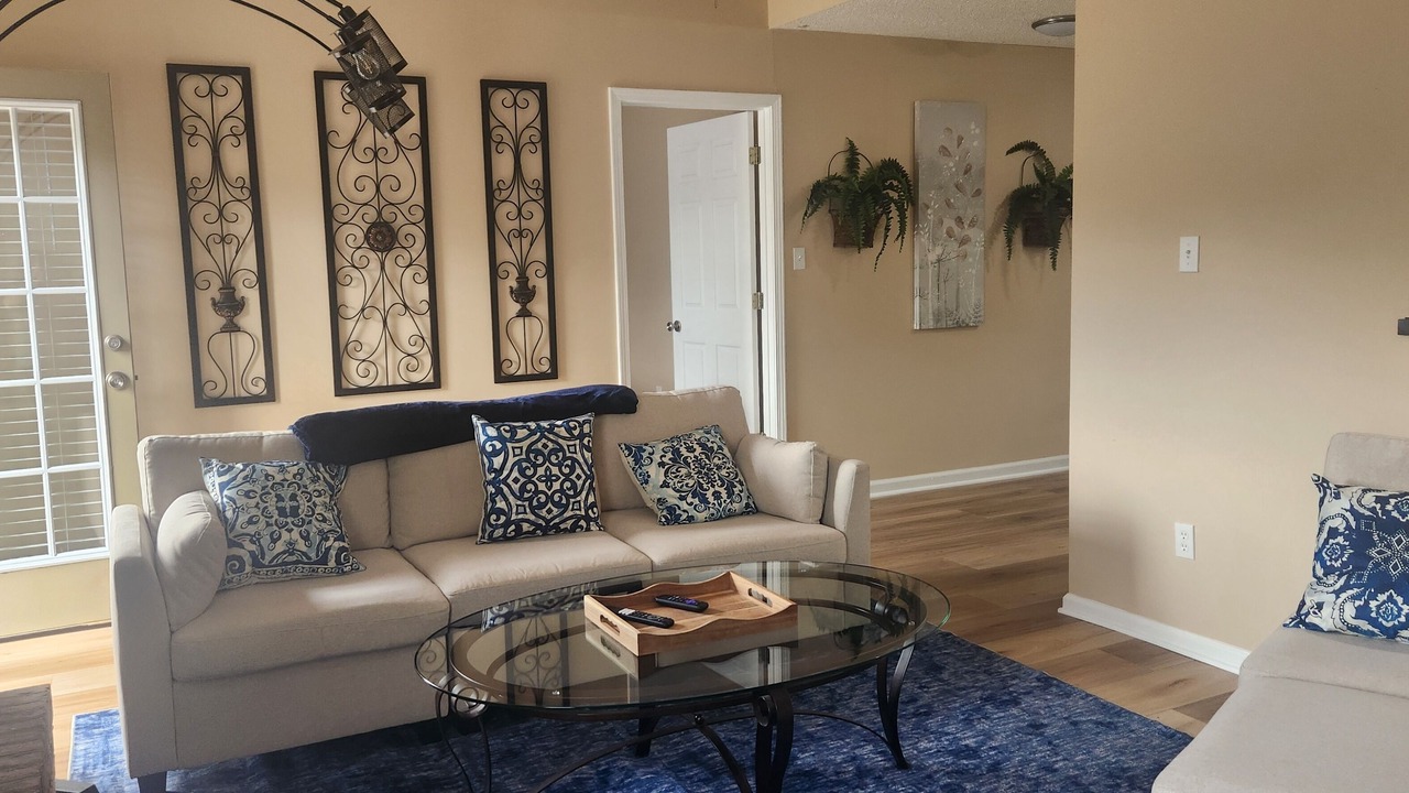 Photo of Livingroom in Powell