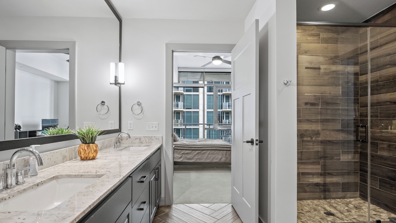 Photo of Bathroom in Uptown