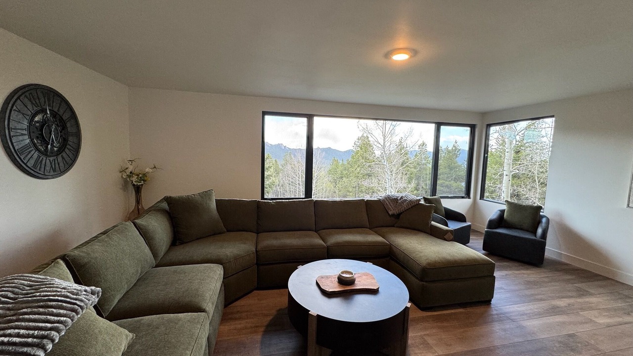 Photo of Livingroom in Black Hawk
