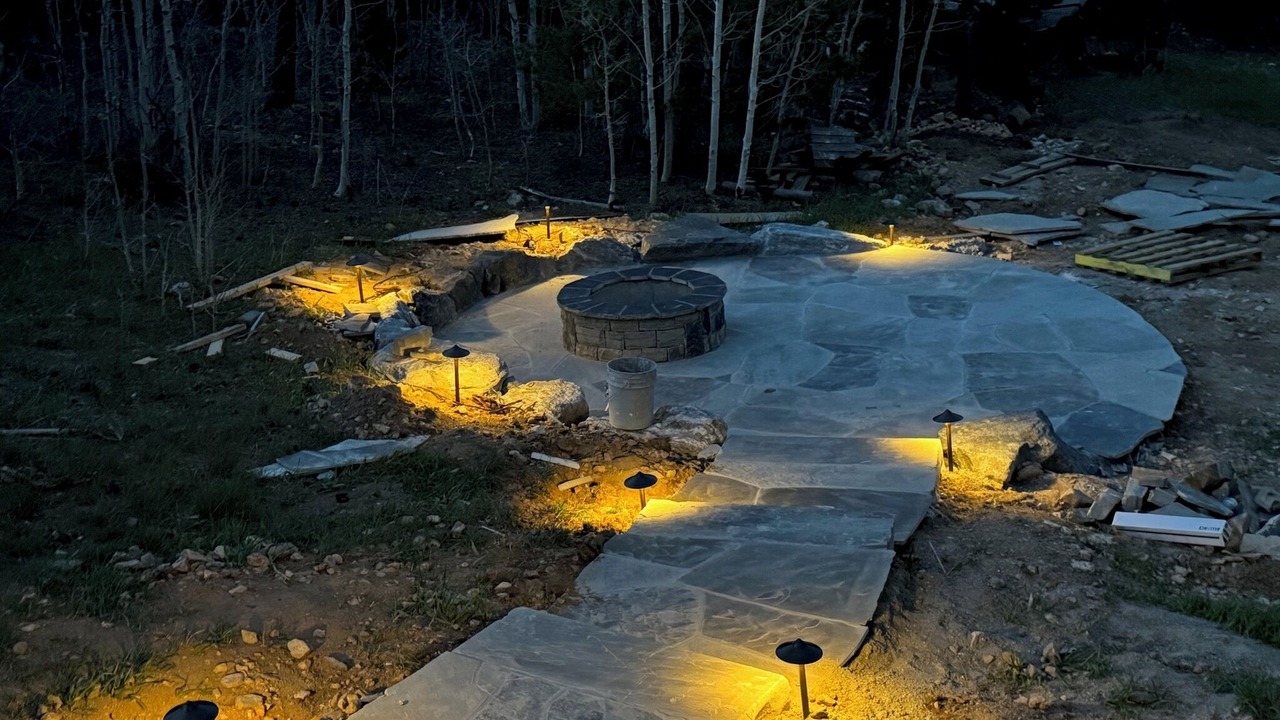 Photo of Outdoor in Black Hawk