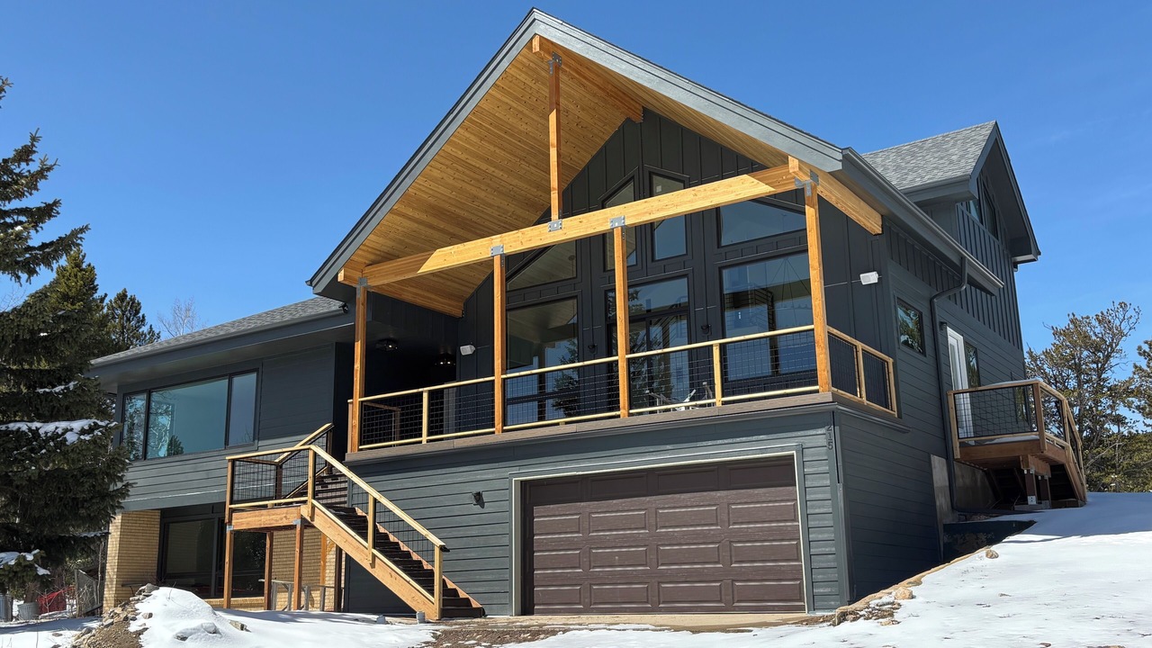 Photo of Outdoor in Black Hawk