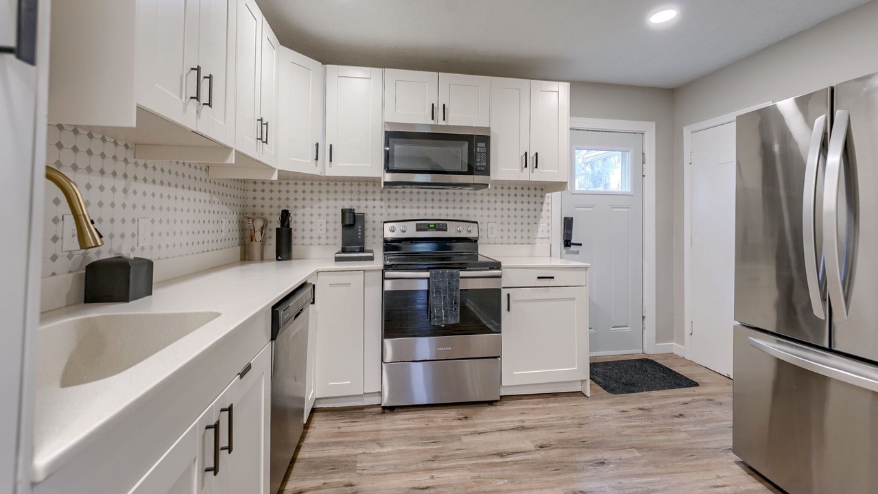 Photo of Kitchen in Dundee-Happy Hollow Historic District