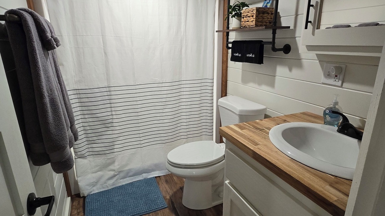 Photo of Bathroom in Lillington