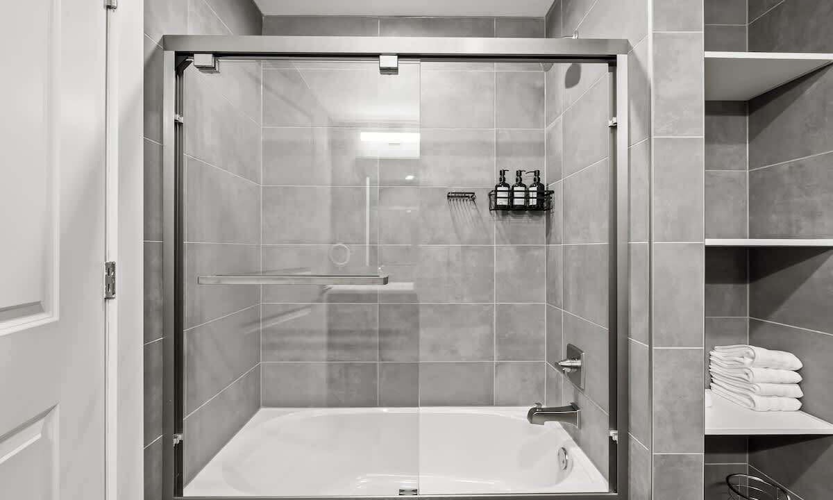 Photo of Bathroom in Old North Columbus