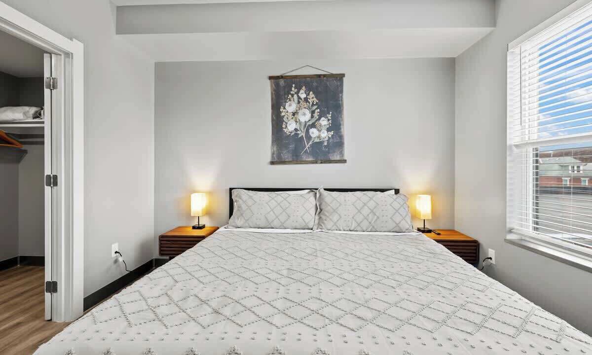 Photo of Bedroom in Old North Columbus