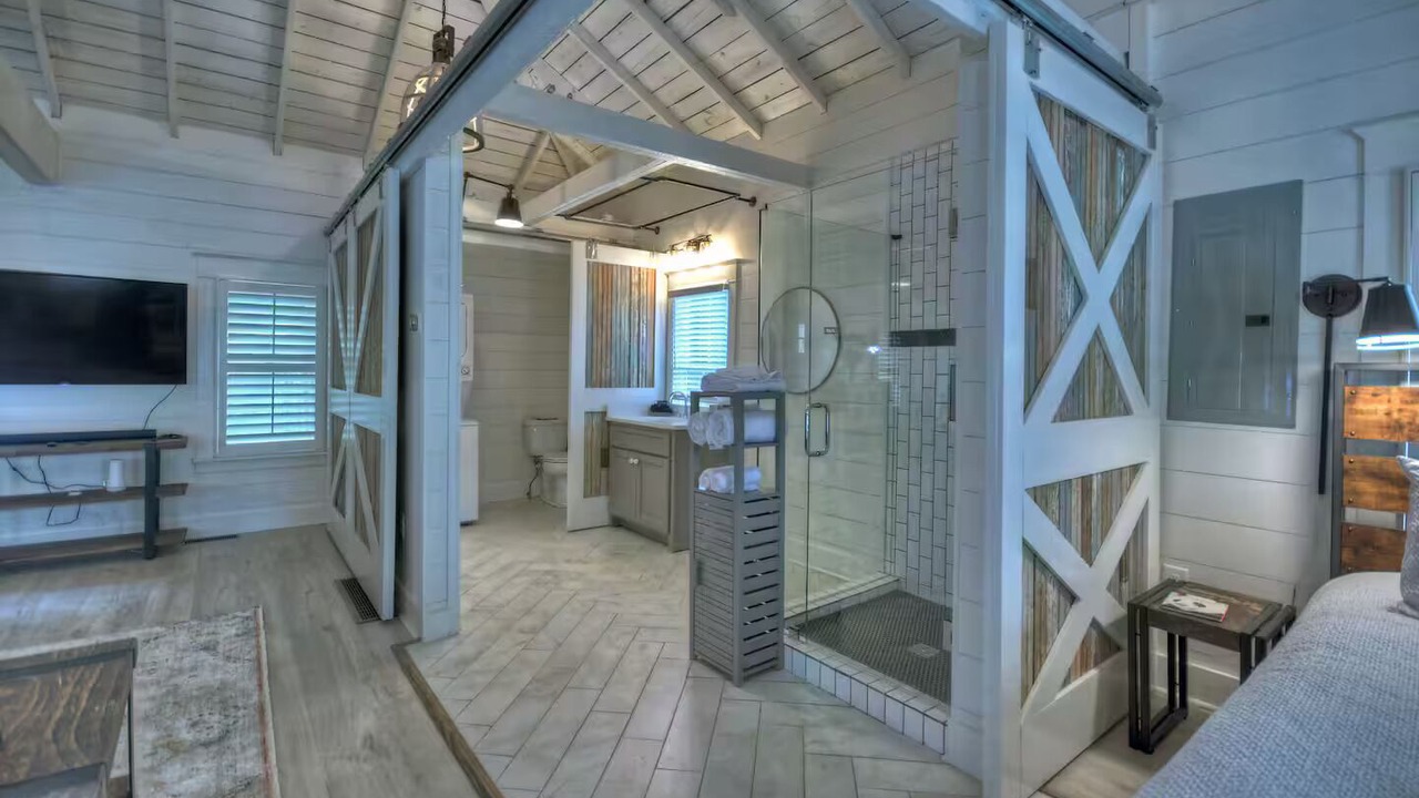 Photo of Bathroom in Williamstown