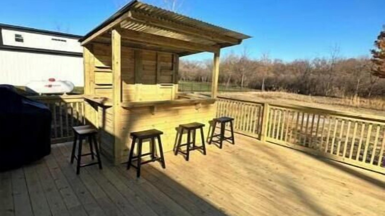 Photo of Patio Balcony in Kelleys Island