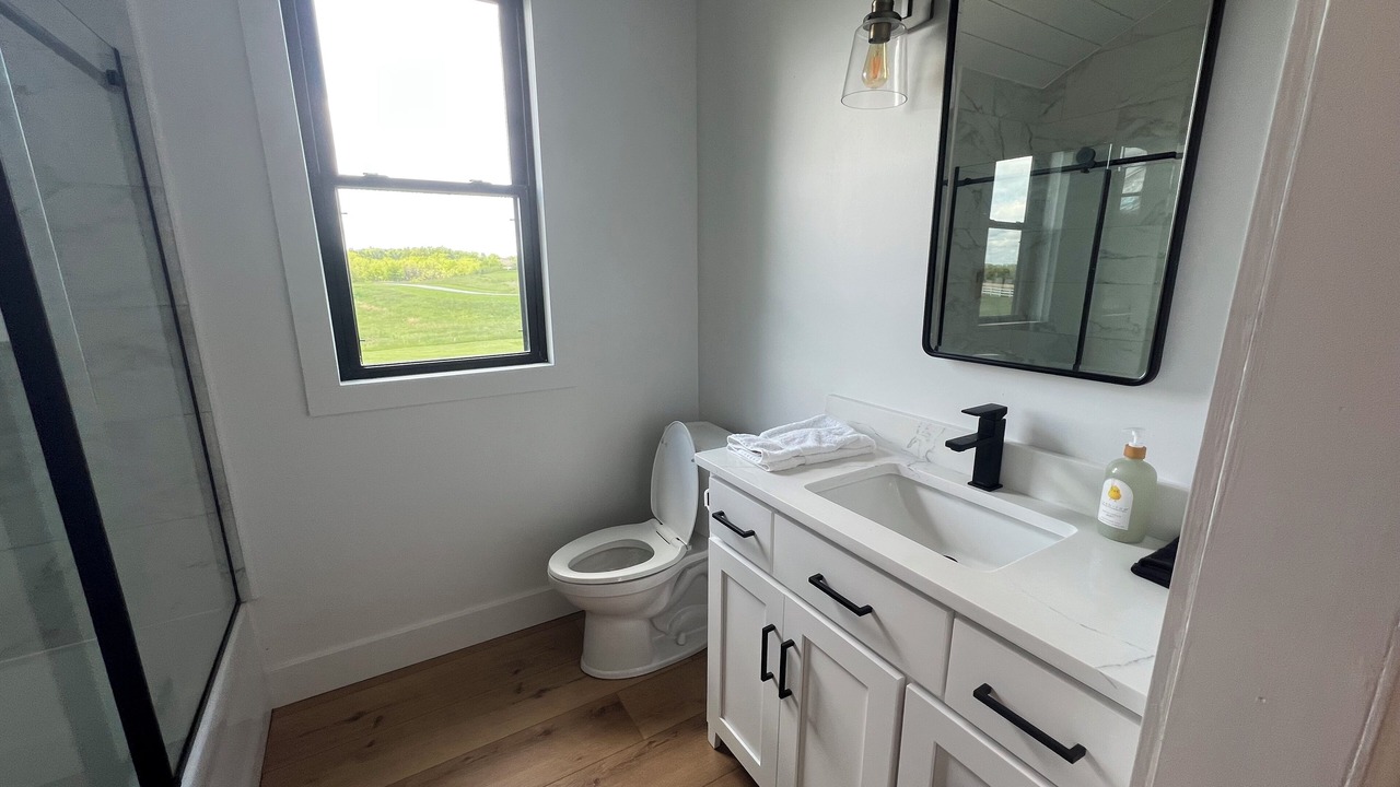 Photo of Bathroom in Anna