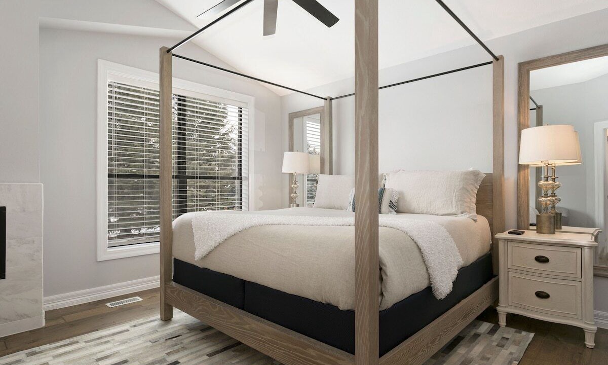 Photo of Bedroom in Edwards