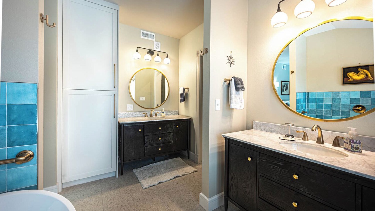 Photo of Bathroom in Old North End