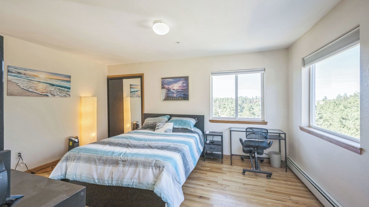 Photo of Bedroom in Castle Rock