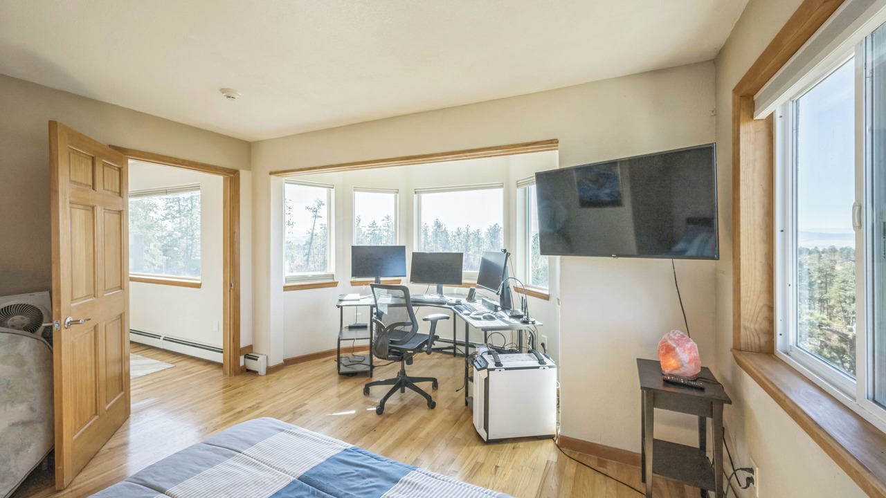 Photo of Bedroom in Castle Rock