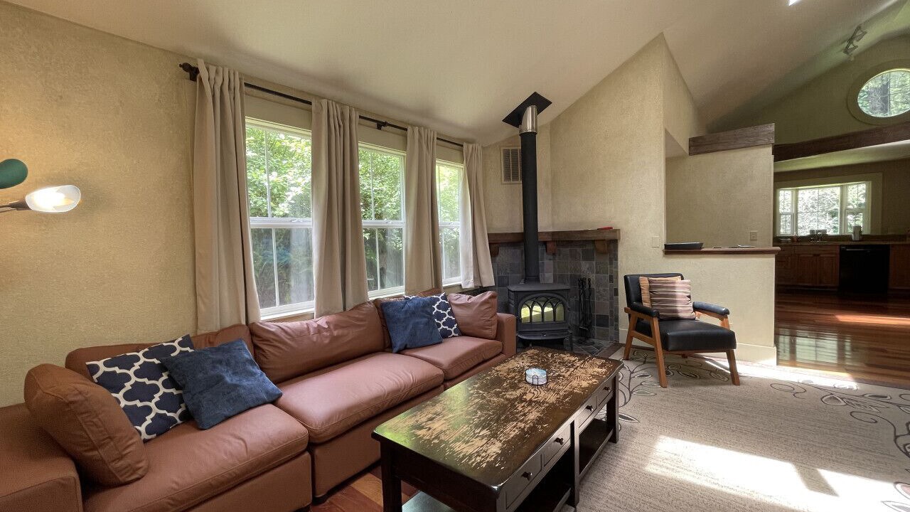 Photo of Livingroom in Orick