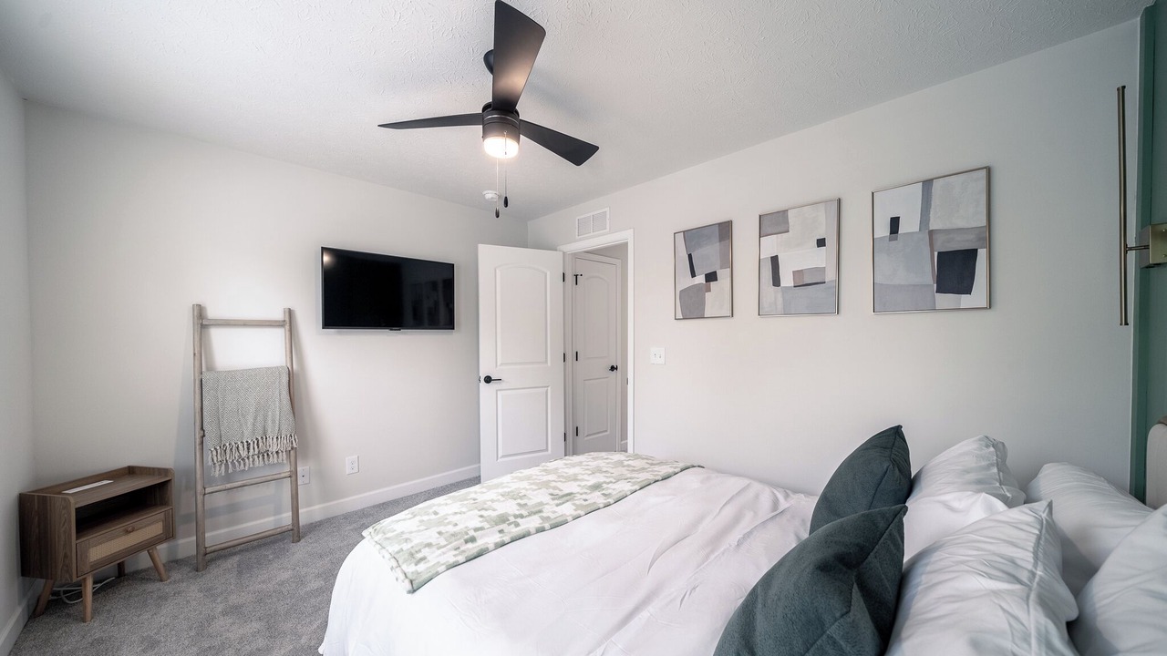 Photo of Bedroom in Cleveland