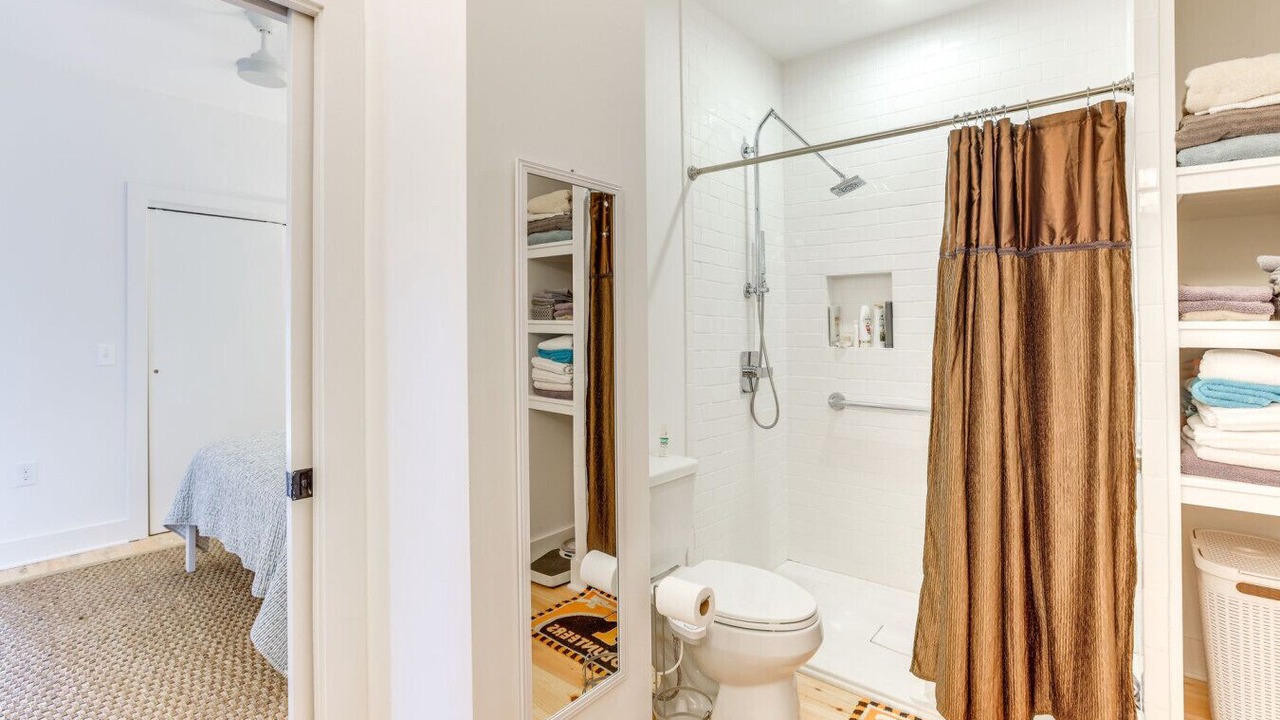 Photo of Bathroom in Little Kowaliga