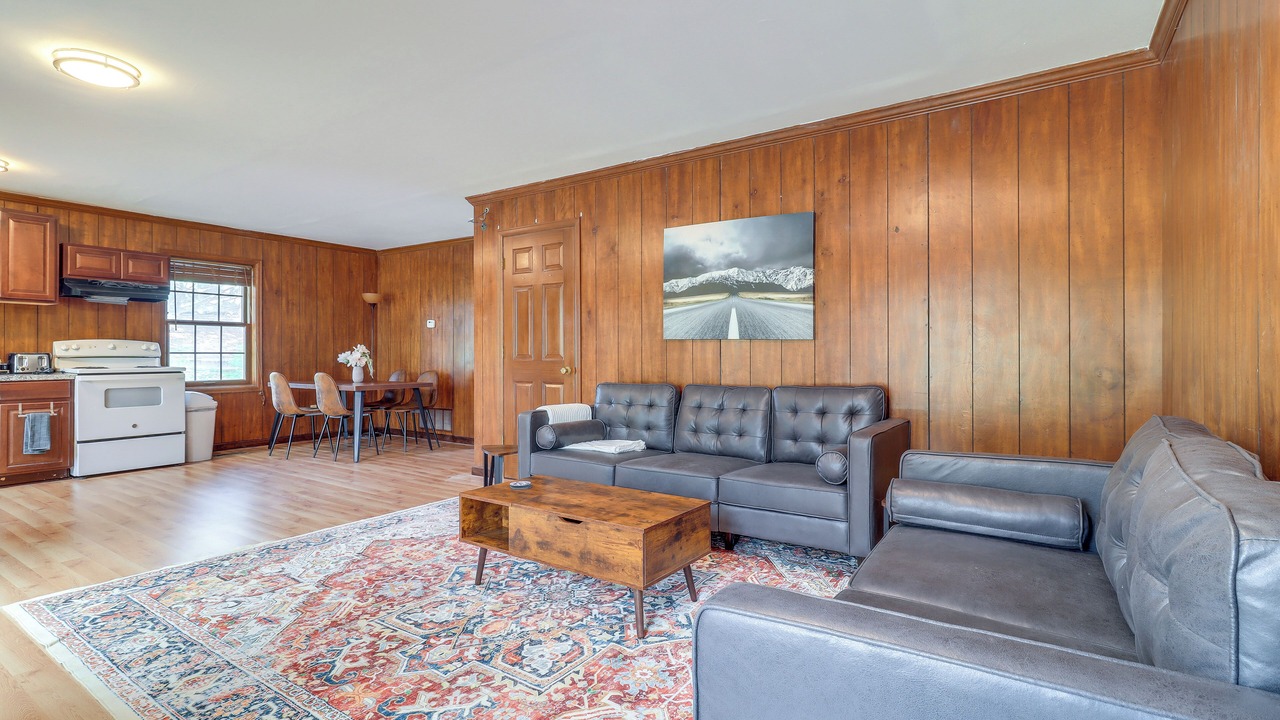 Photo of Livingroom in Bedford