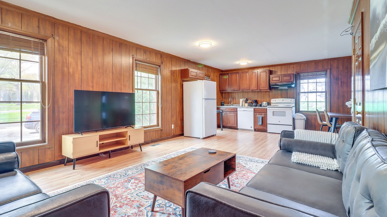 Photo of Livingroom in Bedford