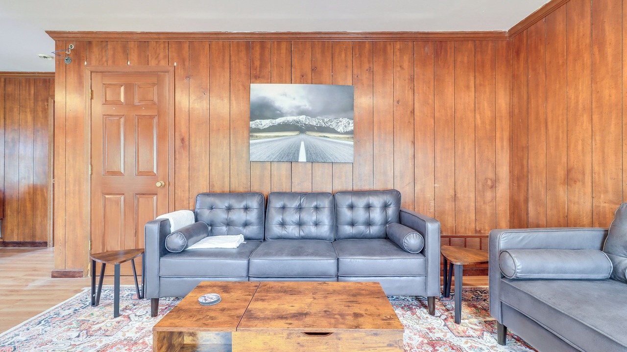 Photo of Livingroom in Bedford