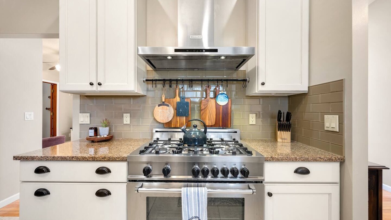 Photo of Kitchen in Paw Paw Lake