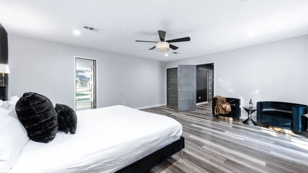 Photo of Bedroom in Cypress