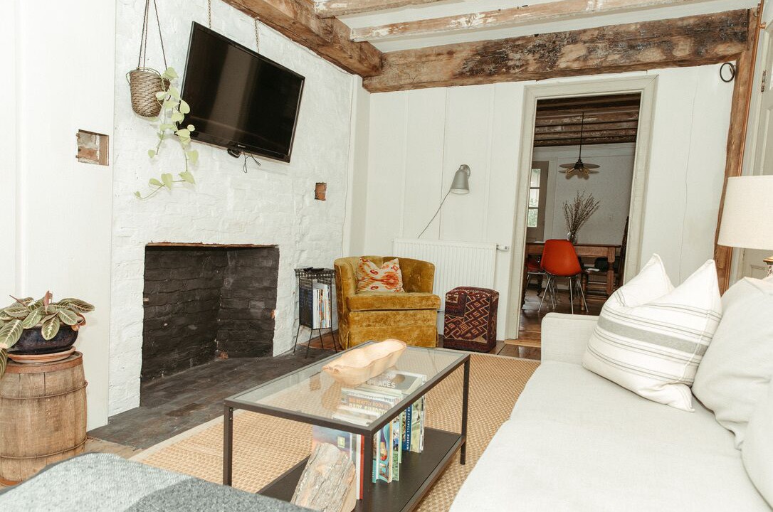 Photo of Livingroom in Northampton
