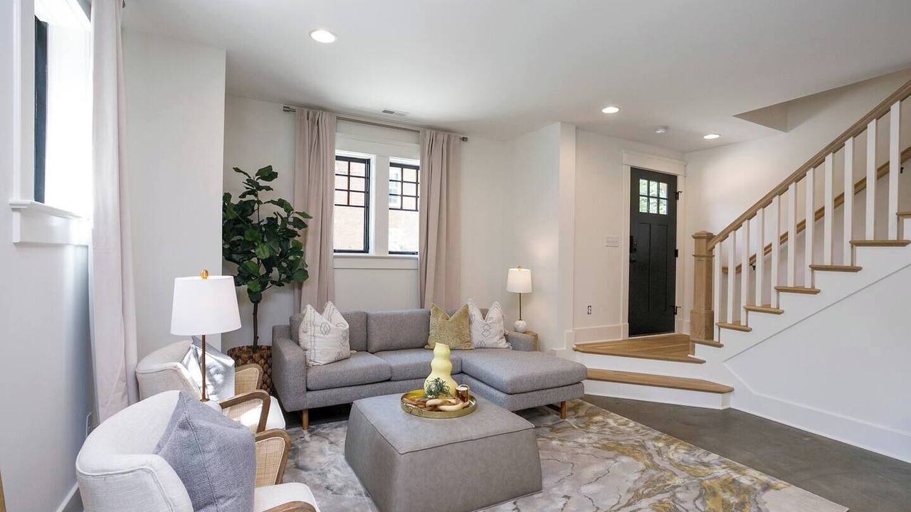 Photo of Bedroom in Hillsboro Village