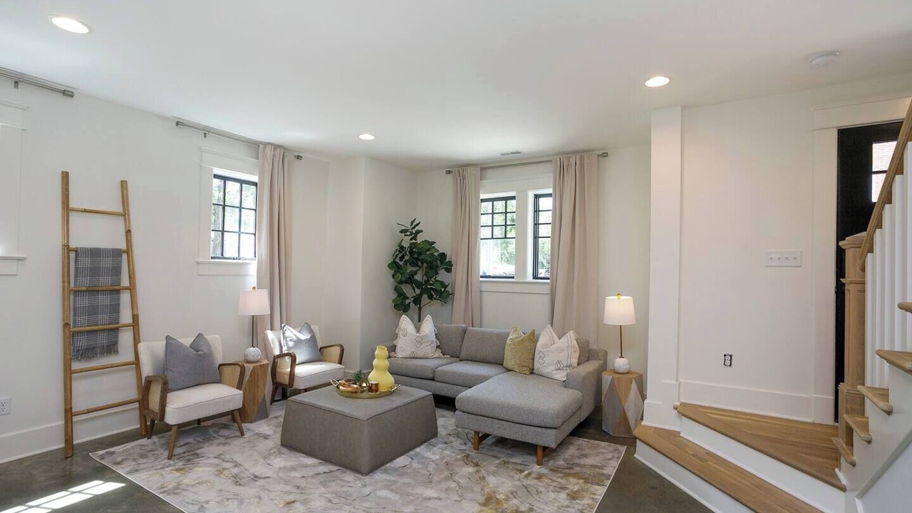 Photo of Bedroom in Hillsboro Village