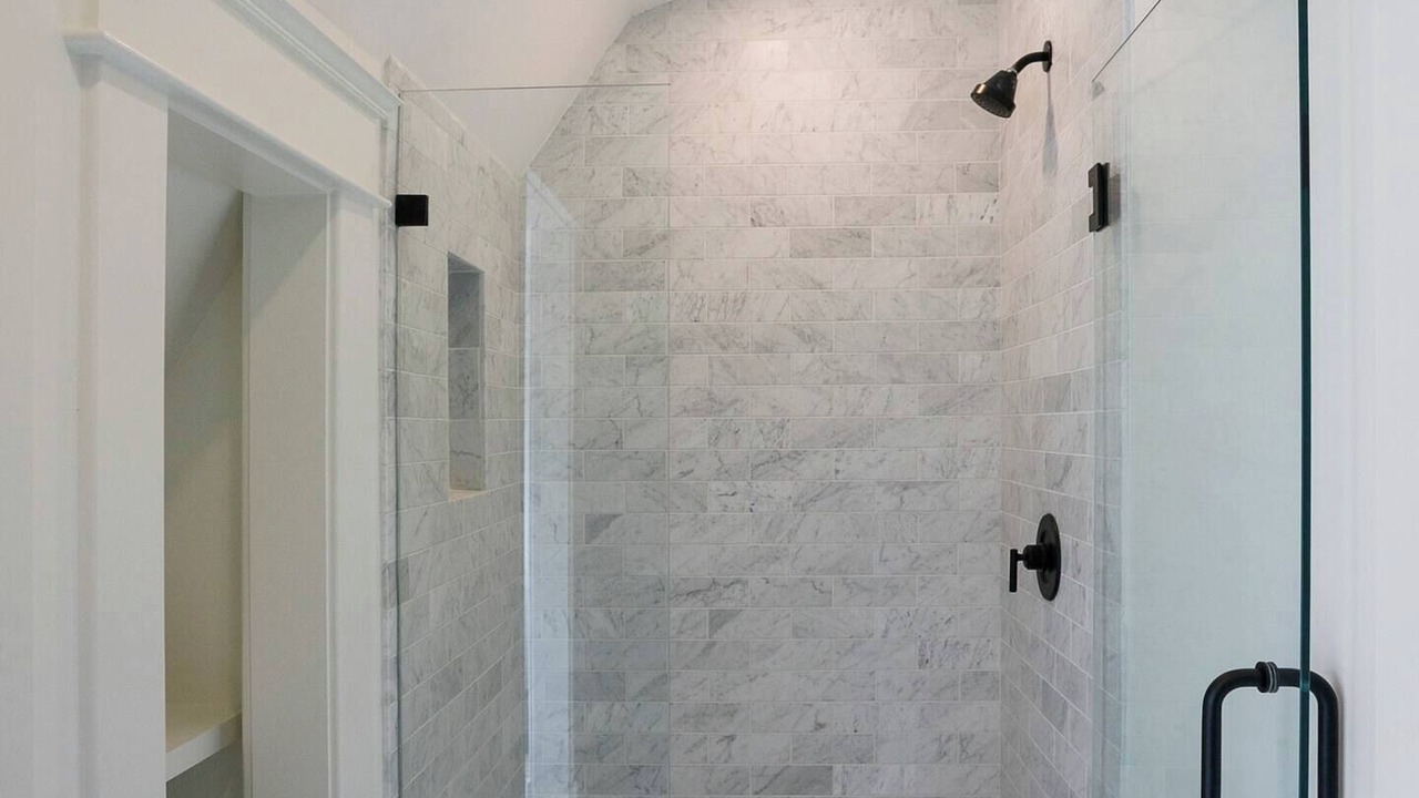 Photo of Bathroom in Hillsboro Village