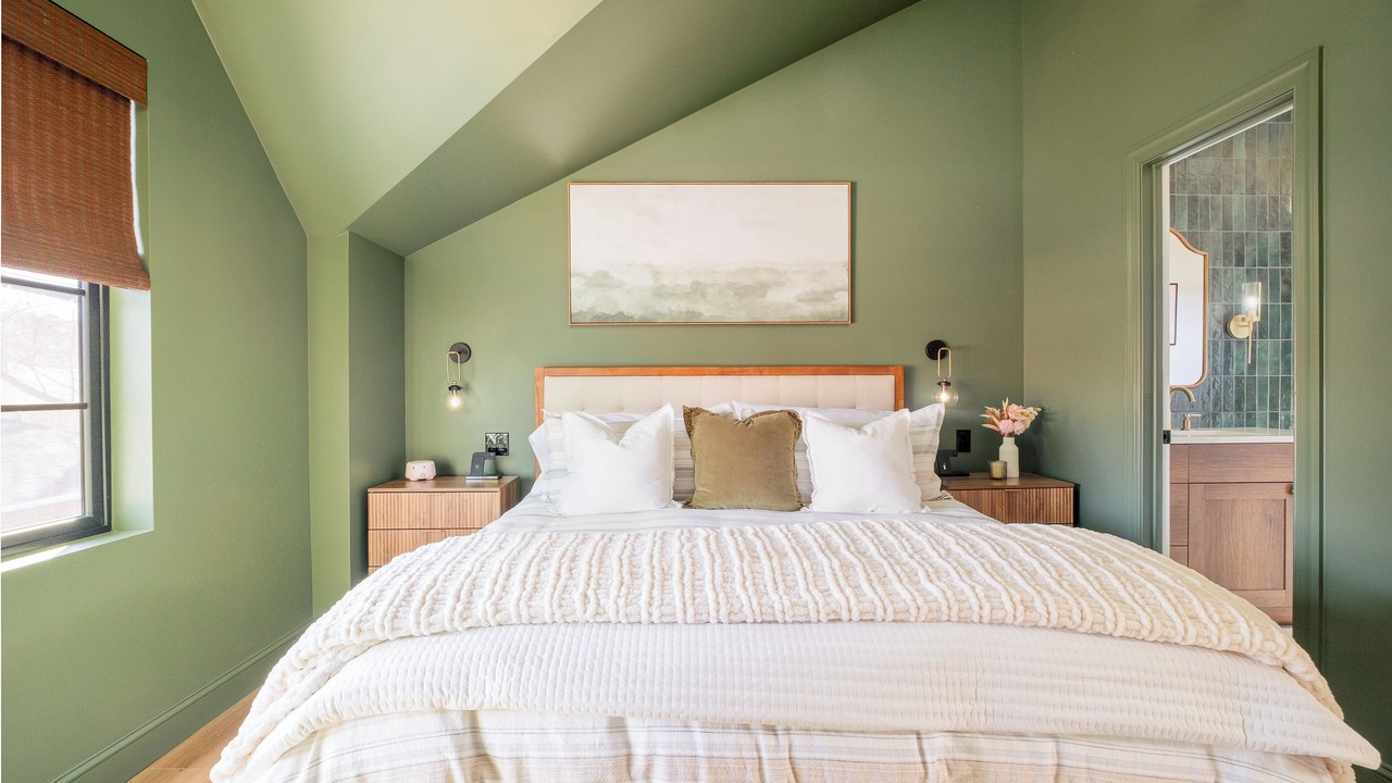 Photo of Bedroom in Sloan Lake