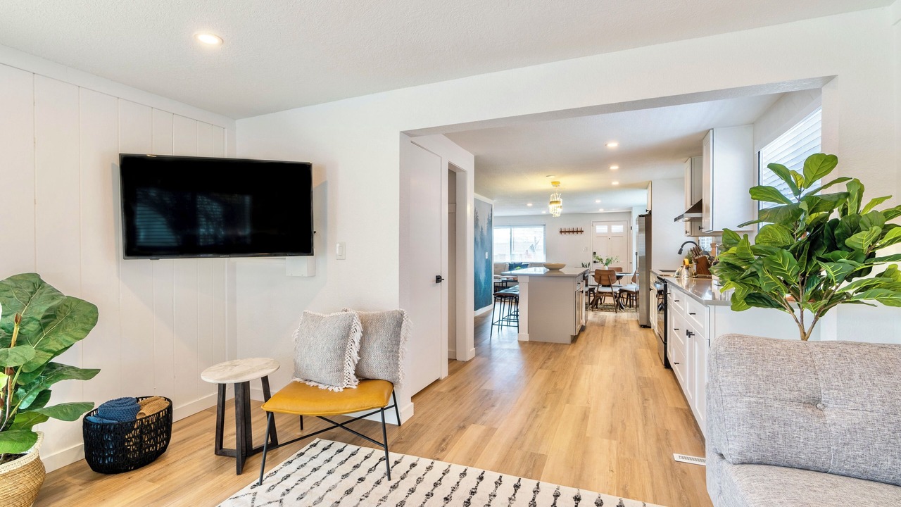 Photo of Livingroom in South Westminster