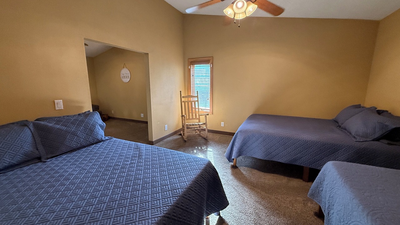 Photo of Bedroom in Matewan