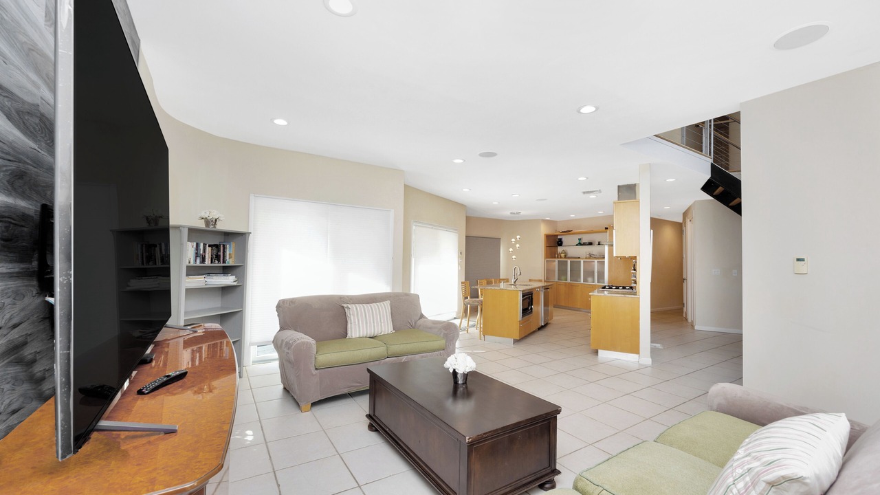 Photo of Livingroom in Lido Beach